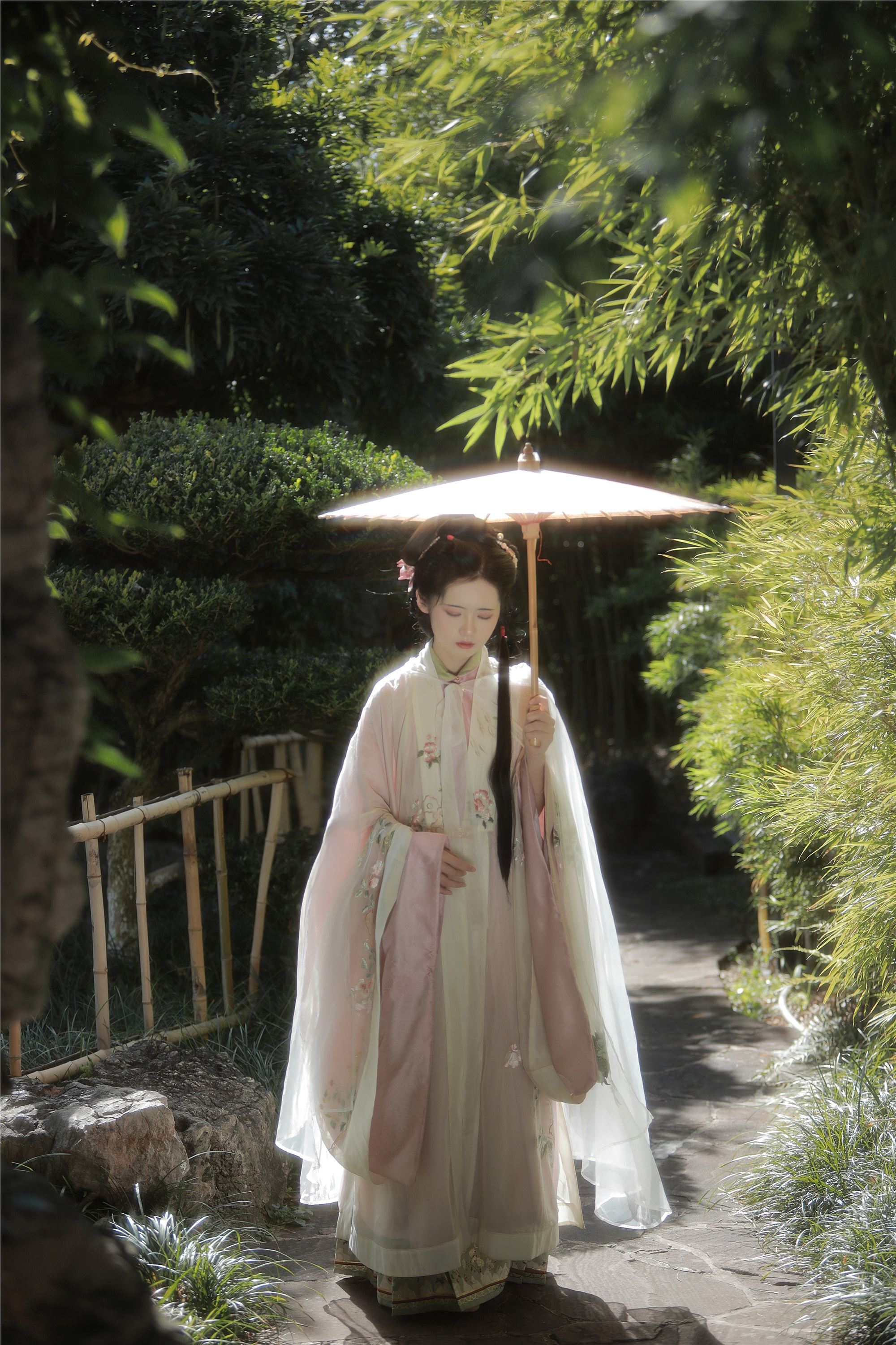 YITUYU艺图语 2025.01.23 你要写江南，就不能只写江南 一枝眠眠